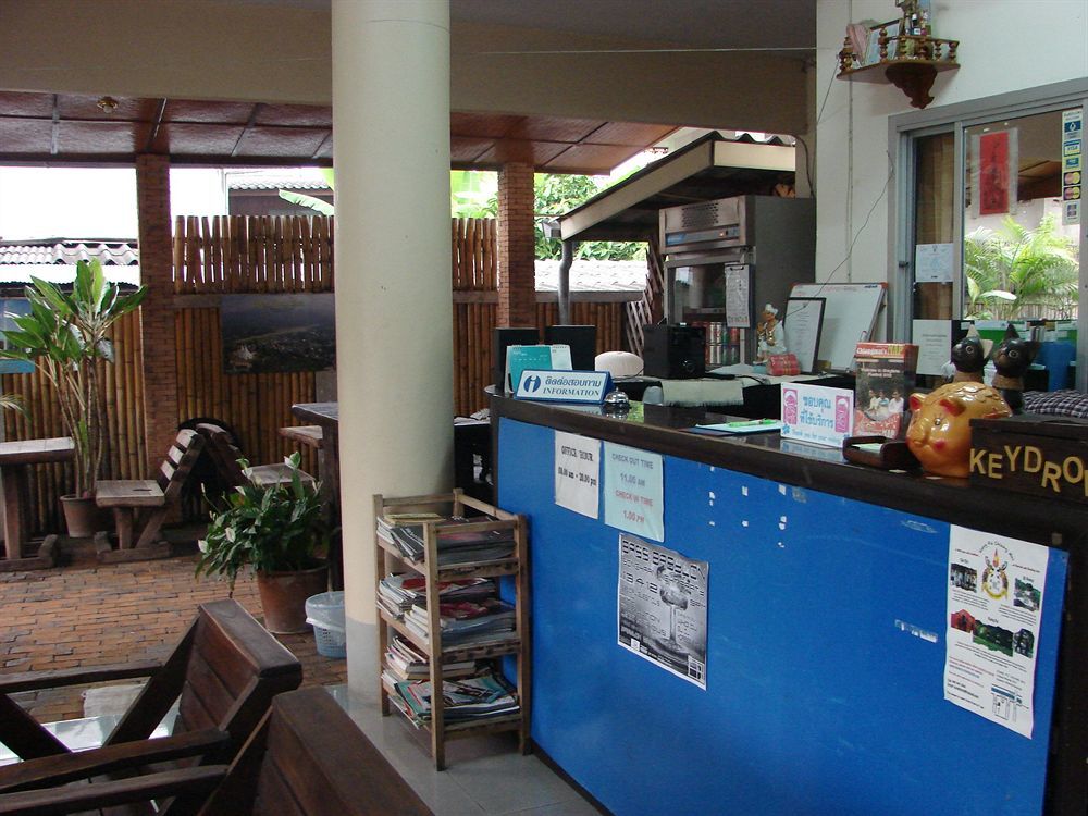 Отель Manee Cool Mueang Чиангмай Экстерьер фото